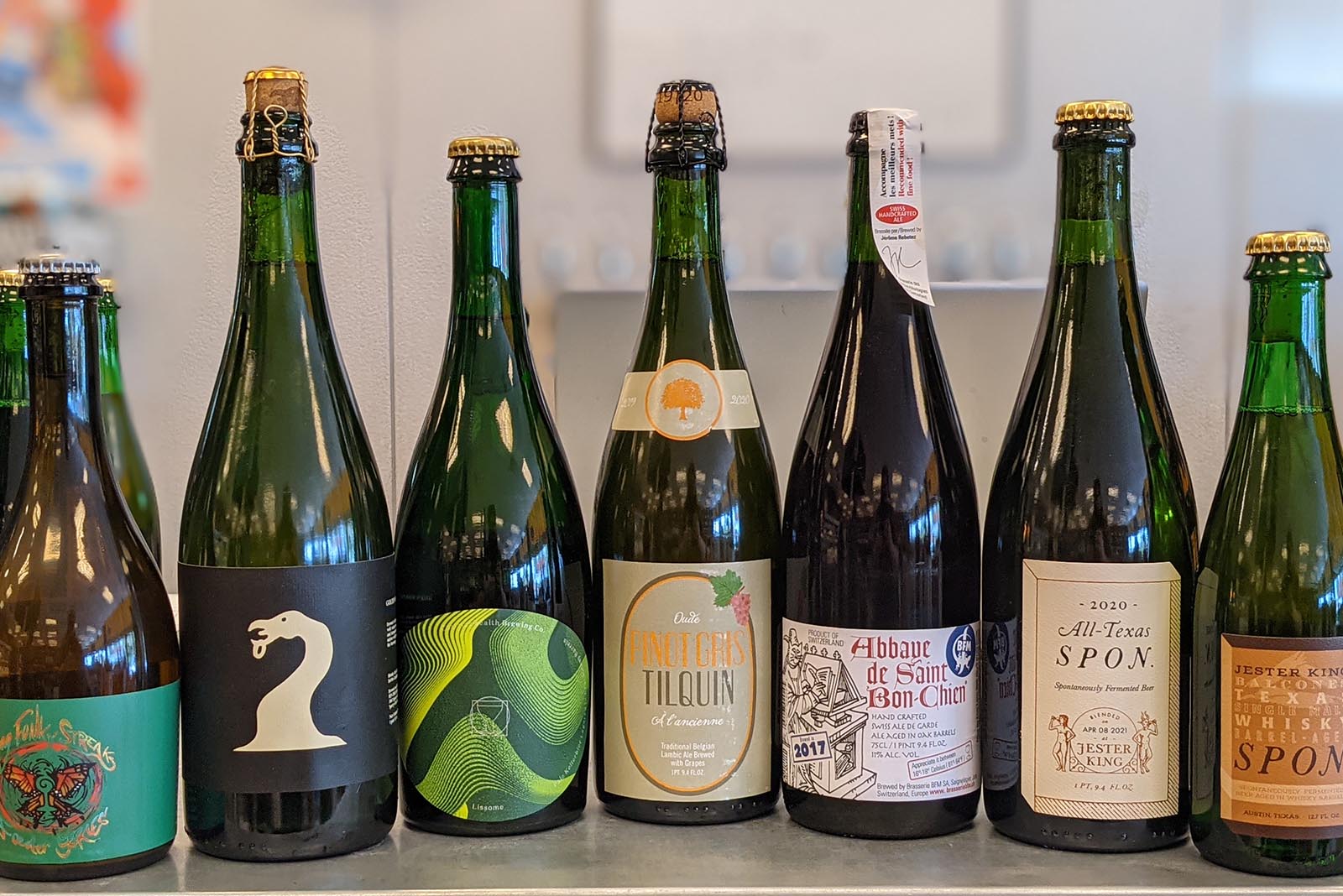 Beers in Green Bottles: Clearing Up the Bottle Color Conundrum