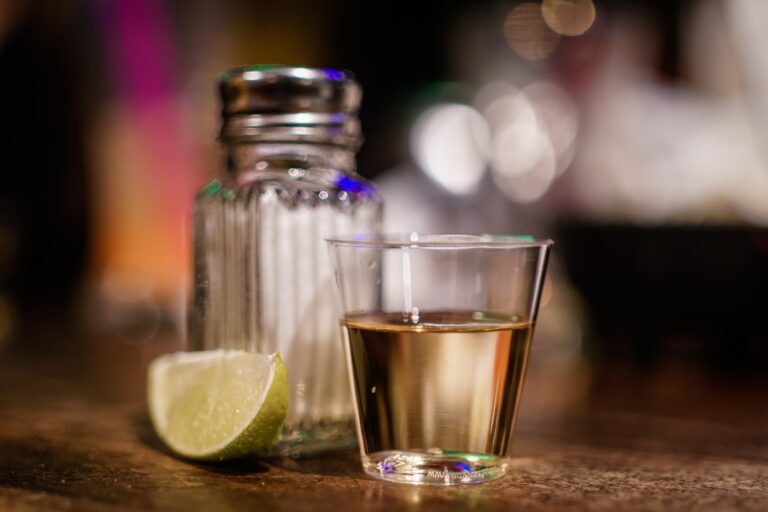 Best Tequila for Shots: Shooters’ Selection Guide